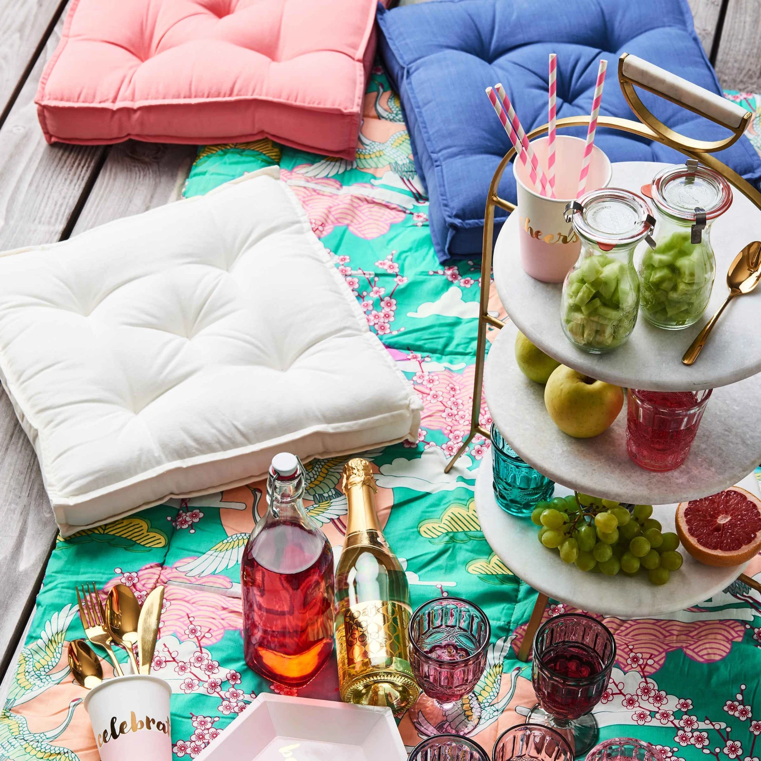 Etagere 3-stufig Höhe 65cm MARBLE In Weiß 7 Etagere 3-stufig Höhe 65cm MARBLE In Weiß – Bild 5