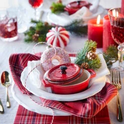 Titelseite 27 Titelseite -Butlers butlers mini auflaufform oval 150ml cest si bon in rot 1